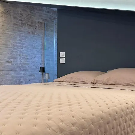 アパート Explore From Location