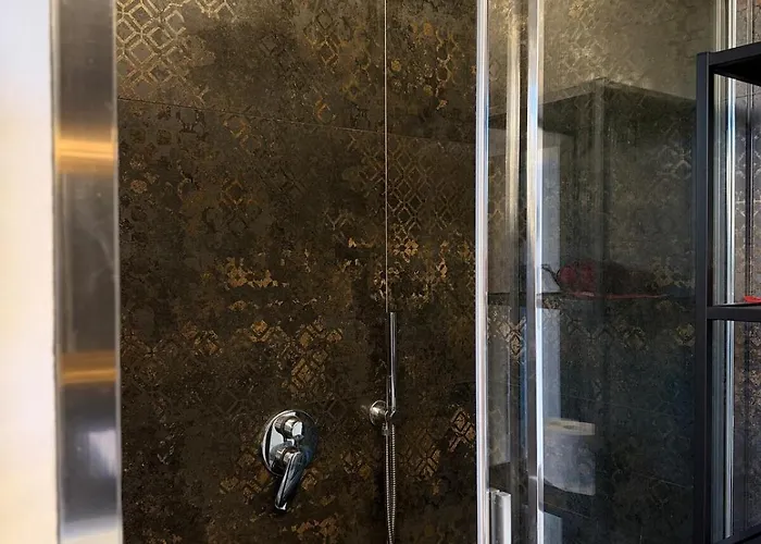 Explore From Location * Περούτζια